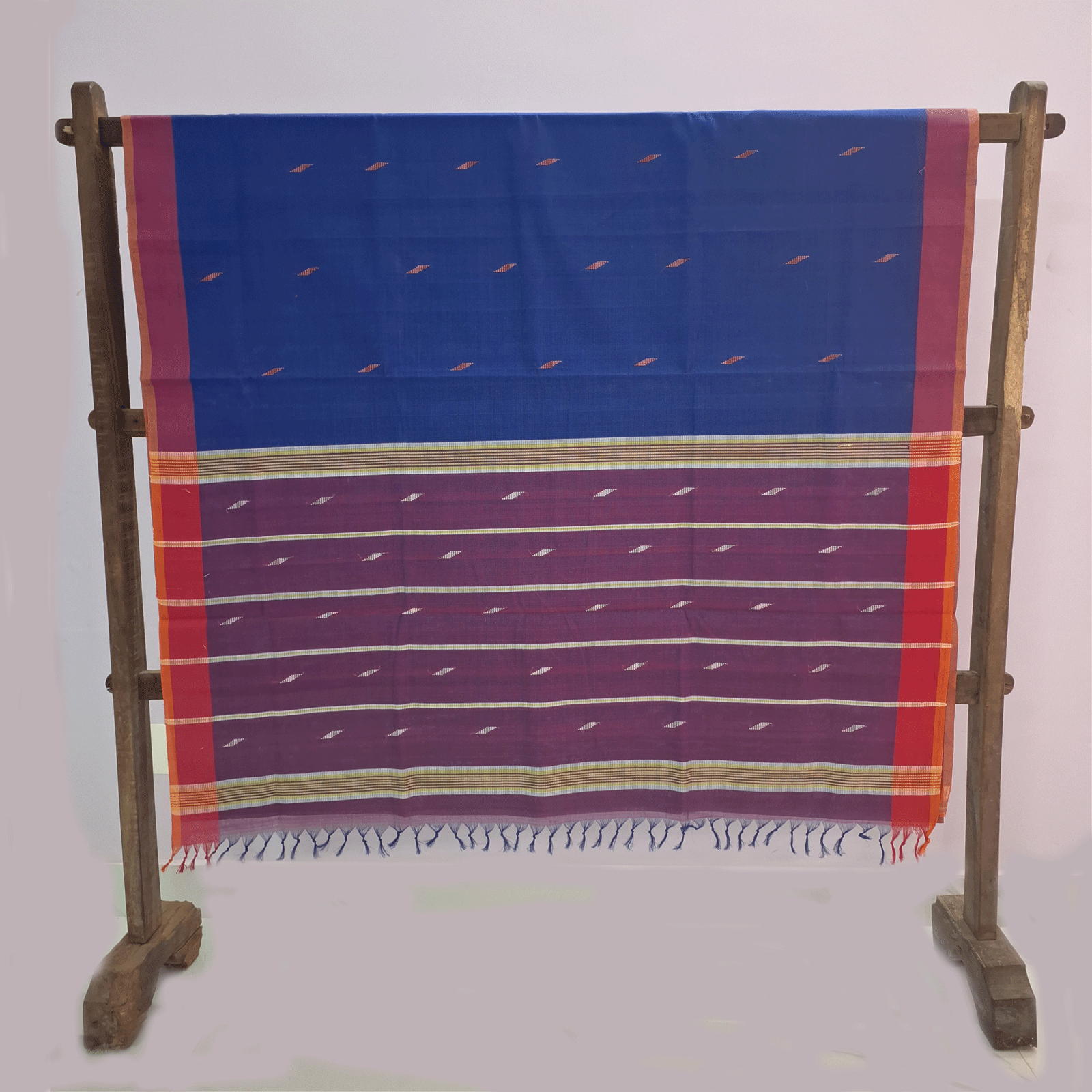 60 count blue saree with pink border